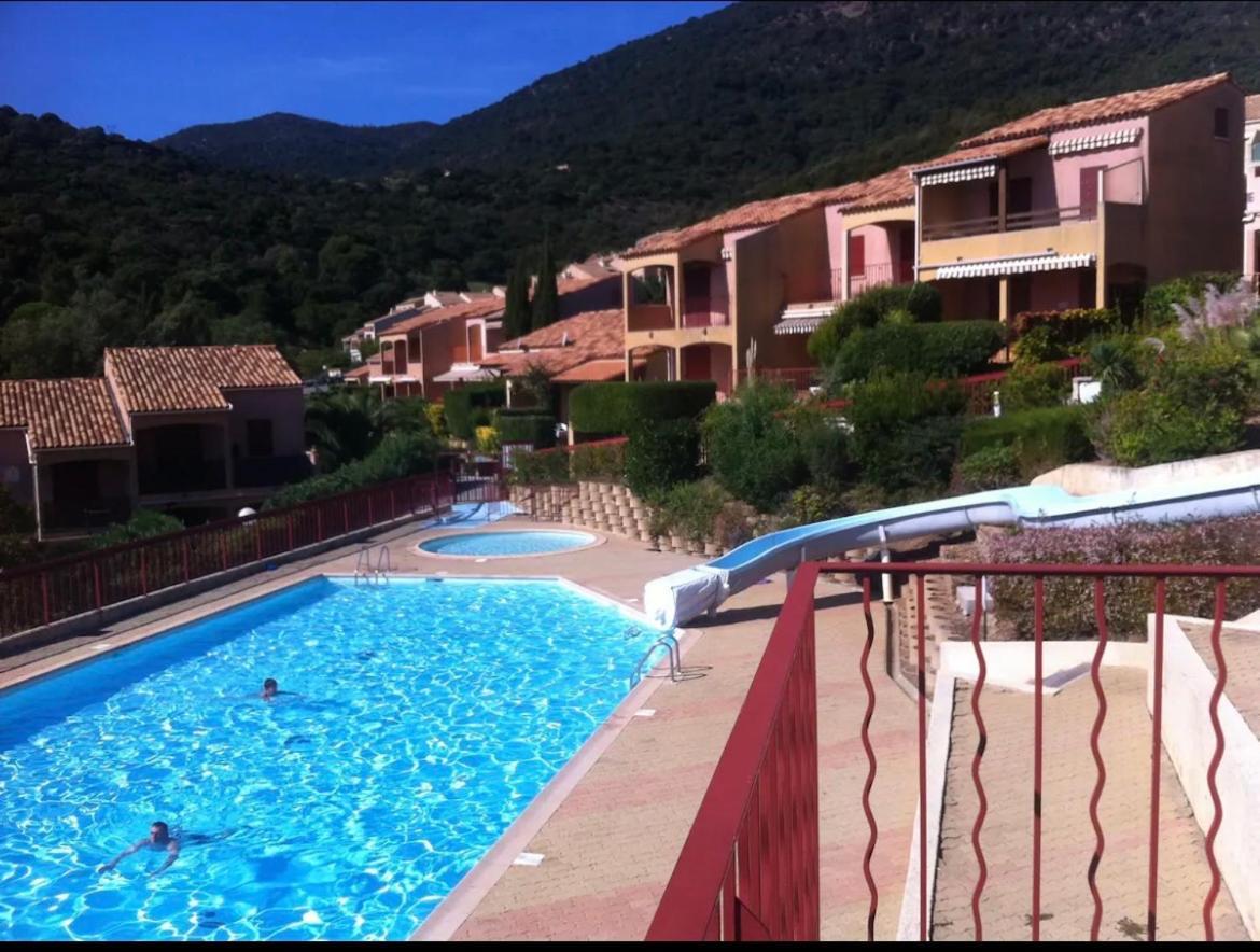 דירות קבלייר-סור-מר Terrasse De 30M2 Vue Mer Panoramique 1 Chambre מראה חיצוני תמונה